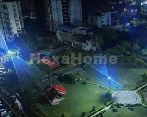 Tanu is sharing a room in 3BHK Flat Tanu is sharing a room in 3BHK Flat