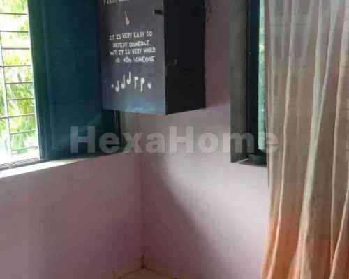 V is sharing a room in 1BHK Flat V is sharing a room in 1BHK Flat
