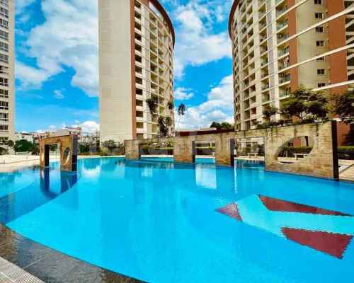 Abhishek is sharing a room in 4BHK Flat carousel