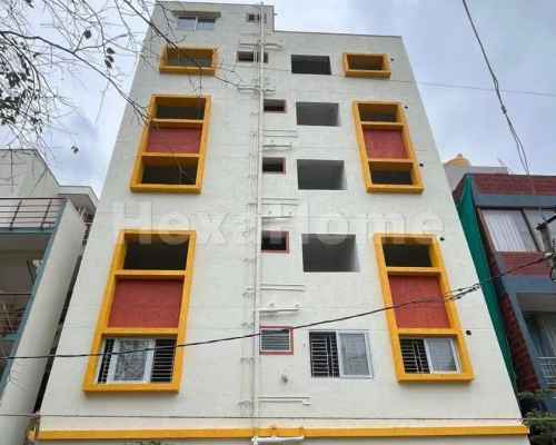 Ravi  is sharing a room in 2BHK Flat carousel