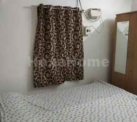 Vm is sharing a room in 2BHK Flat carousel