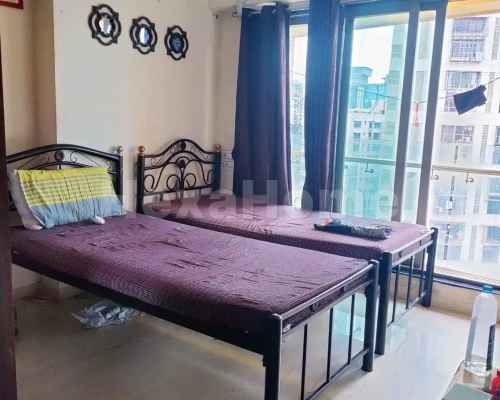 Siya is sharing a room in 3BHK Flat carousel