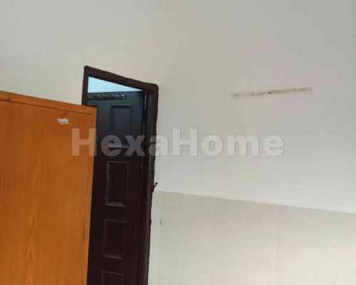 sa is sharing a room in 1RK Flat sa is sharing a room in 1RK Flat