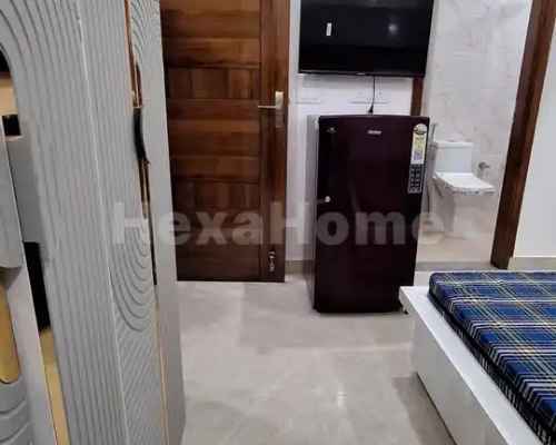 Parveen is sharing a room in 2BHK Flat carousel