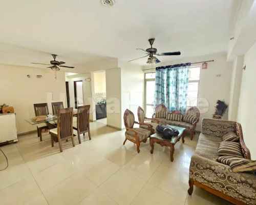 Priya is sharing a room in 2BHK Flat carousel