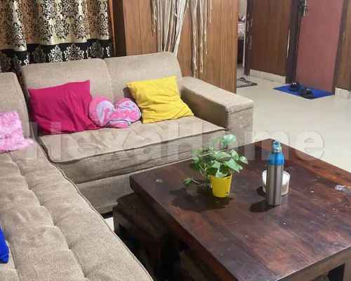 Sharad is sharing a room in 2BHK Flat carousel