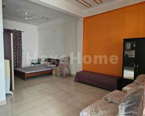 Kushagra  is sharing a room in 2BHK Flat carousel