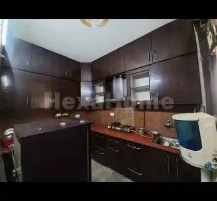 Neeta Mishra is sharing a room in 3BHK Flat Neeta Mishra is sharing a room in 3BHK Flat