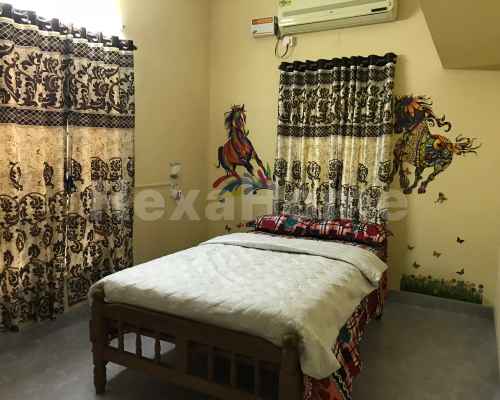 Apoorva is sharing a room in 2BHK Flat Apoorva is sharing a room in 2BHK Flat