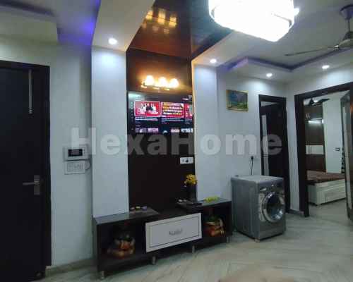 Sandeep is sharing a room in 3BHK Flat carousel