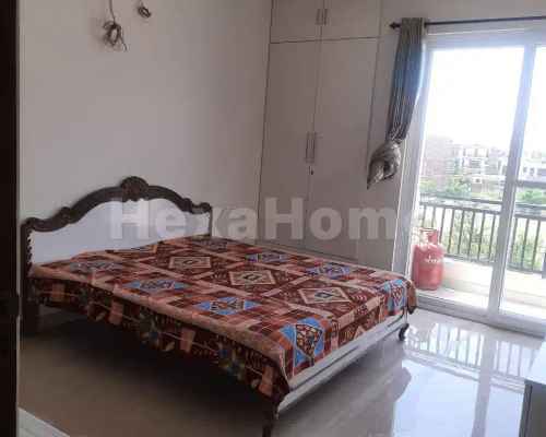 Garima  is sharing a room in 2BHK Flat carousel