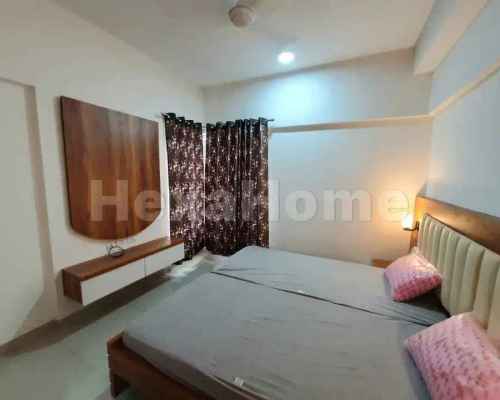 Pankaj is sharing a room in 2BHK Flat carousel