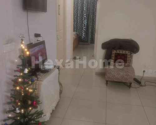 Sana is sharing a room in 2BHK Flat carousel