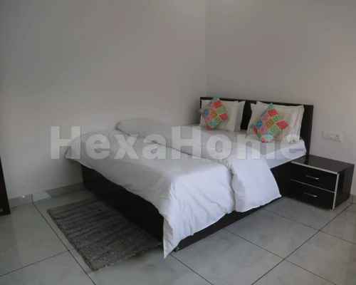 Dheeraj is sharing a room in 2BHK Flat carousel