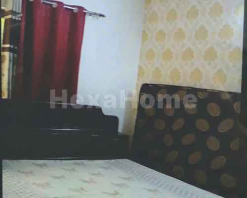 Madhu is sharing a room in 3BHK Flat carousel